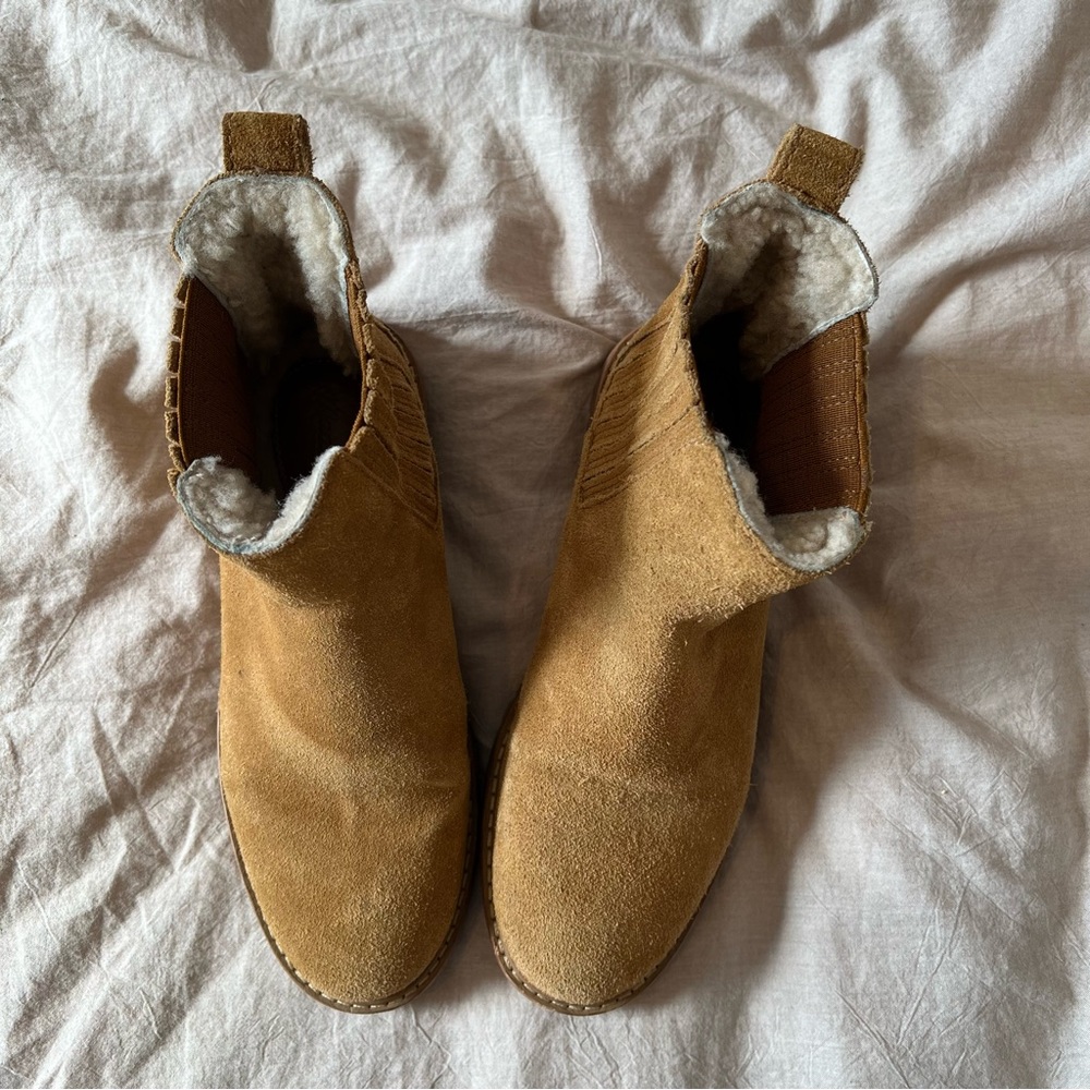 Madewell Carlin shearling suede Chelsea boot ankle booties 6.5 tan brown - Picture 4 of 10